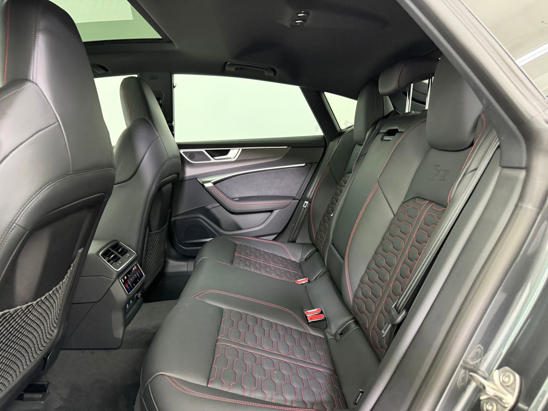 New 2026 Audi RS 7 Performance image 16