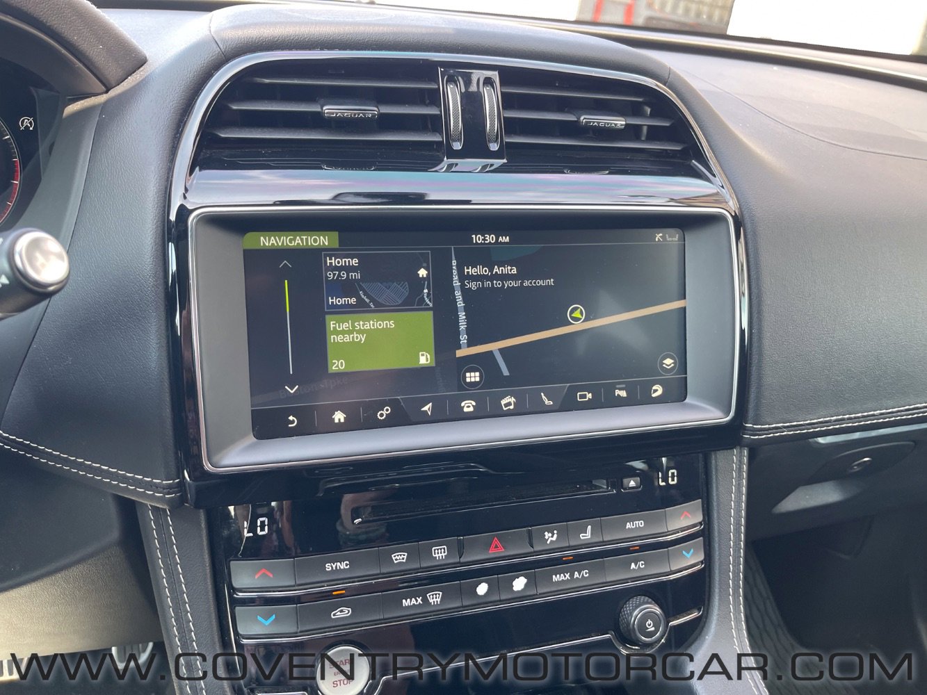 Used 2019 Jaguar F-PACE S image 15