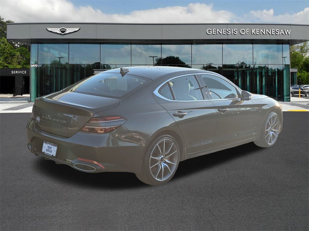 Used 2025 Genesis G70 2.5T image 7