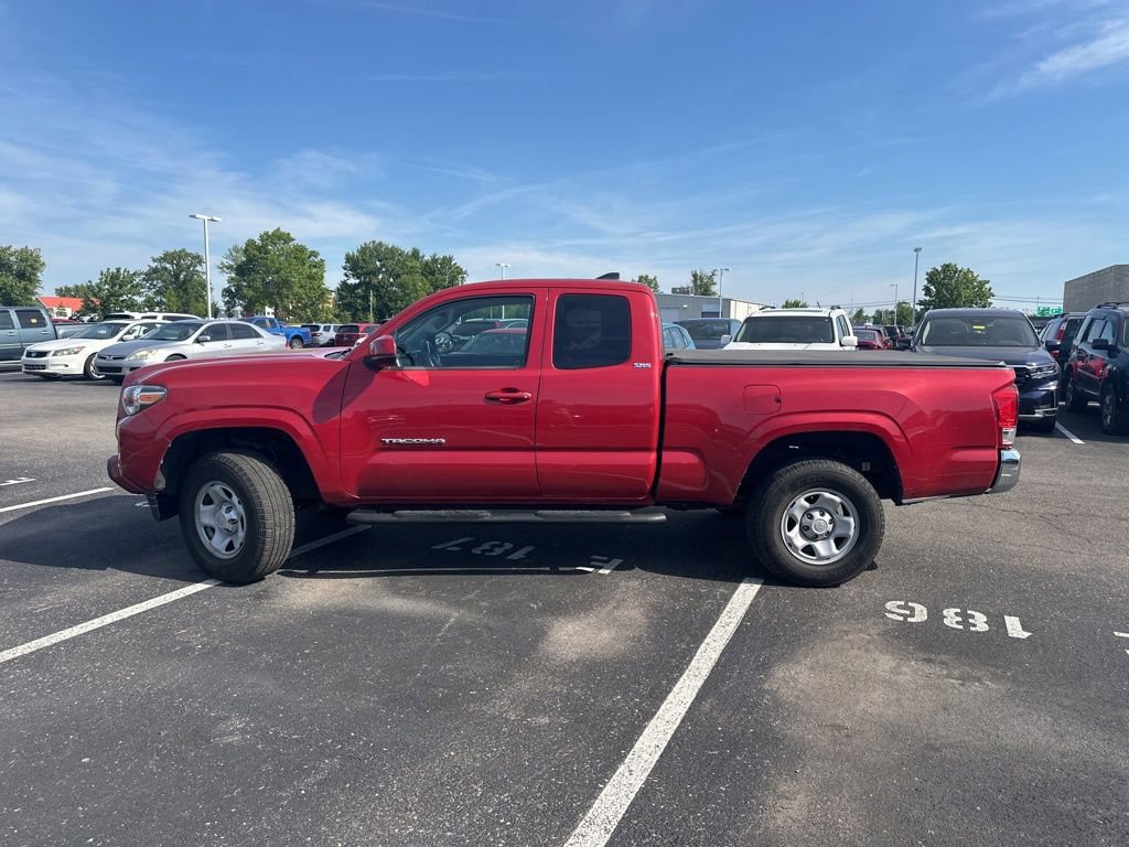 Used 2016 Toyota Tacoma SR5 w/ Towing Package AWD/4WD image 8