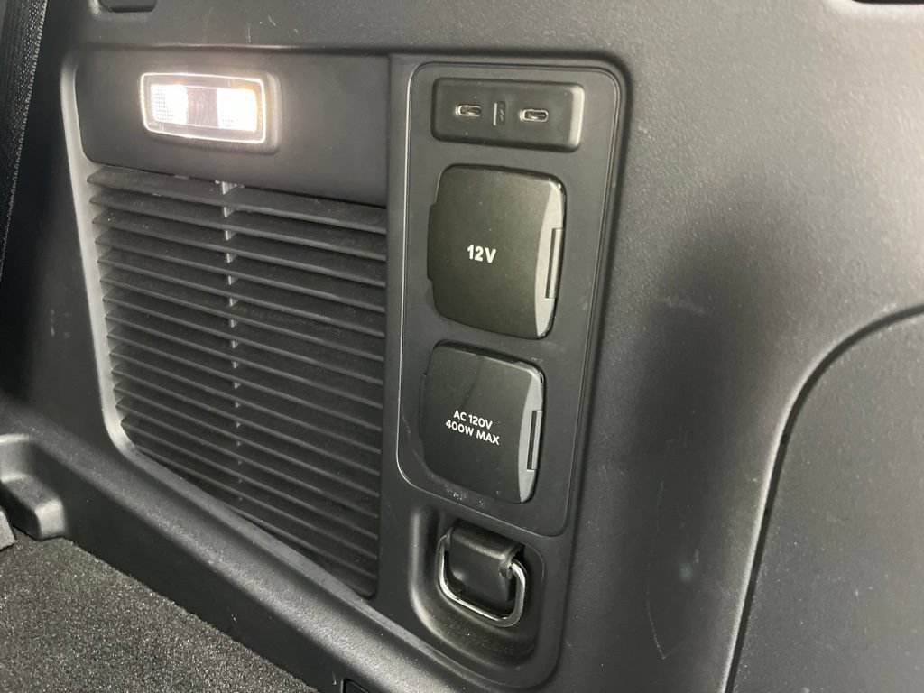 Used 2025 Ford Expedition Tremor AWD/4WD image 12