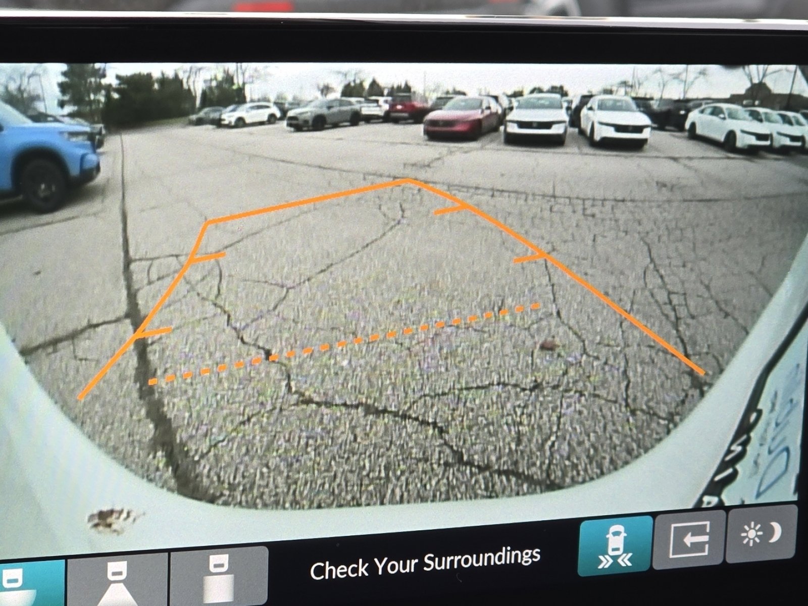 New 2025 Honda Pilot Touring image 5