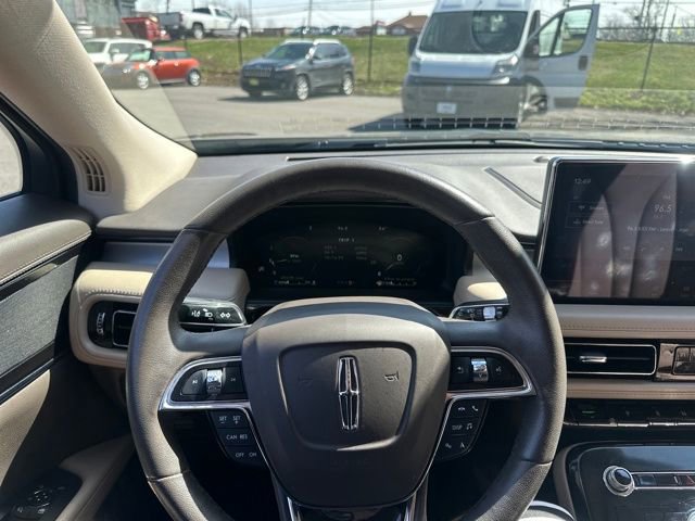 Used 2022 Lincoln Nautilus AWD w/ Premium Package image 44