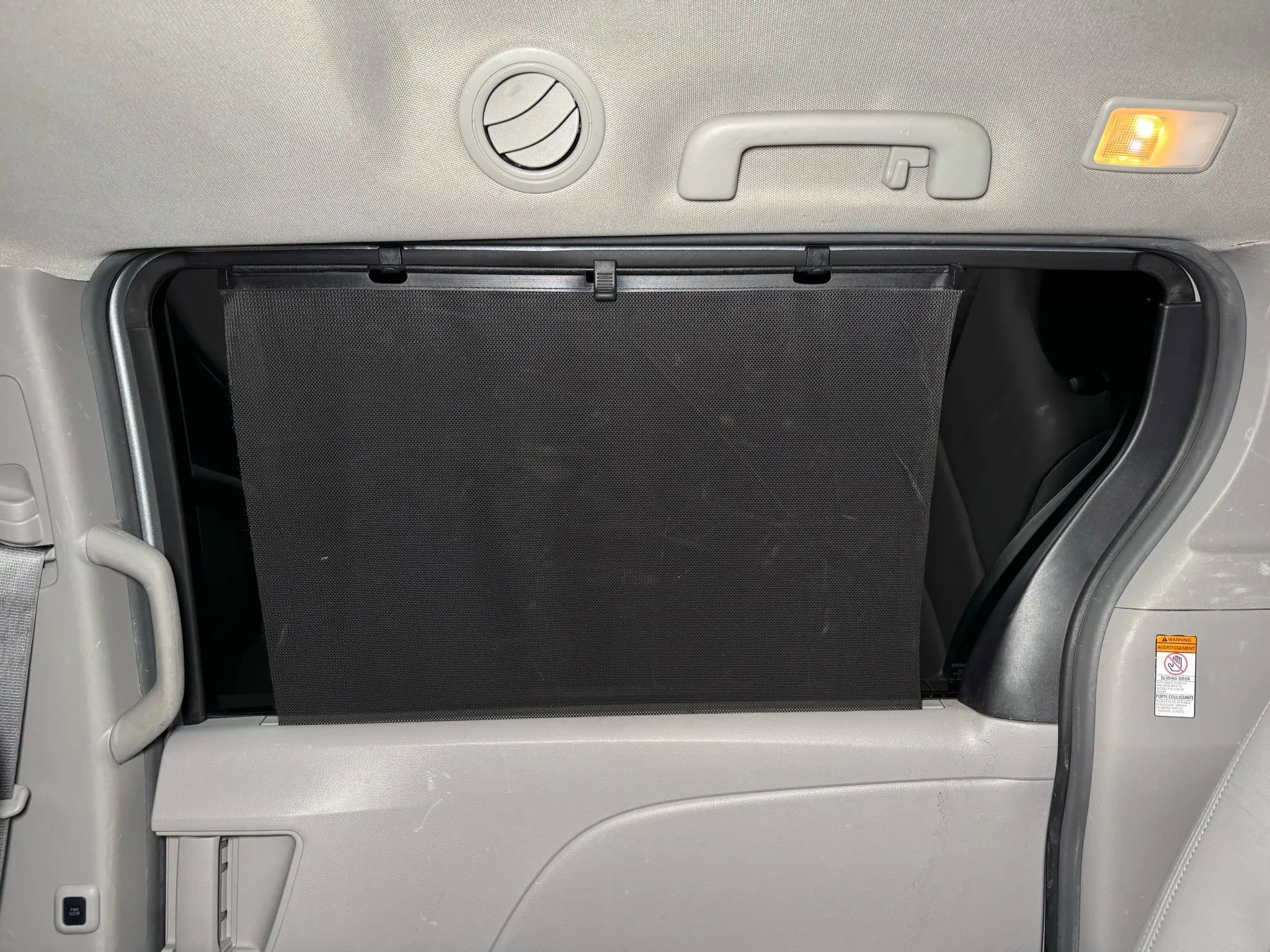 Used 2019 Toyota Sienna XLE FWD image 22