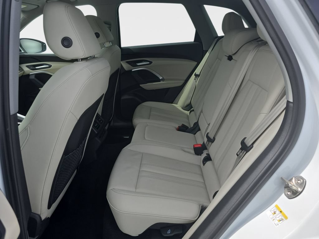 Certified 2025 Audi Q5 Premium w/ Convenience Package AWD/4WD image 23