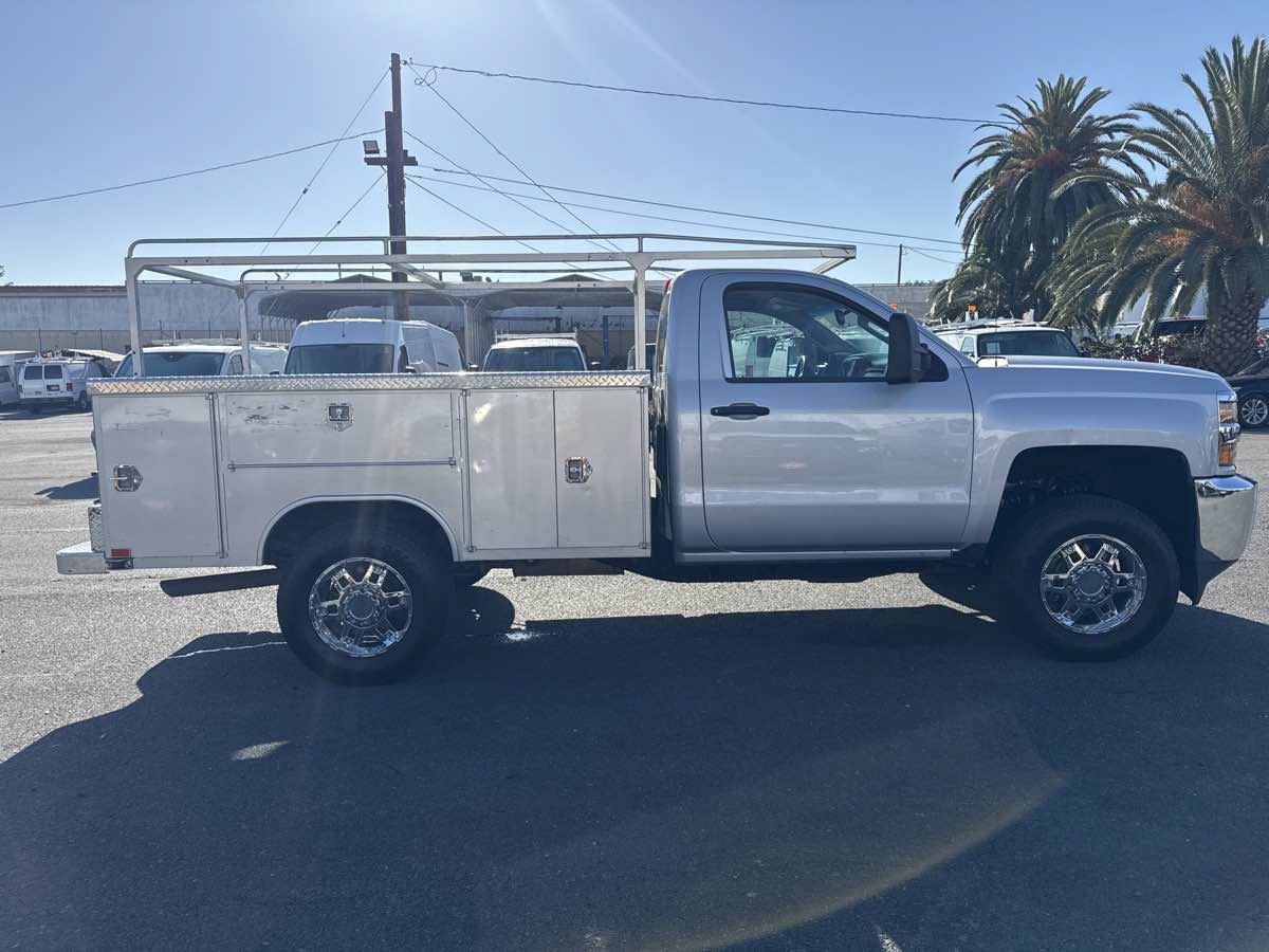 Used 2018 Chevrolet Silverado 2500 W/T RWD image 8