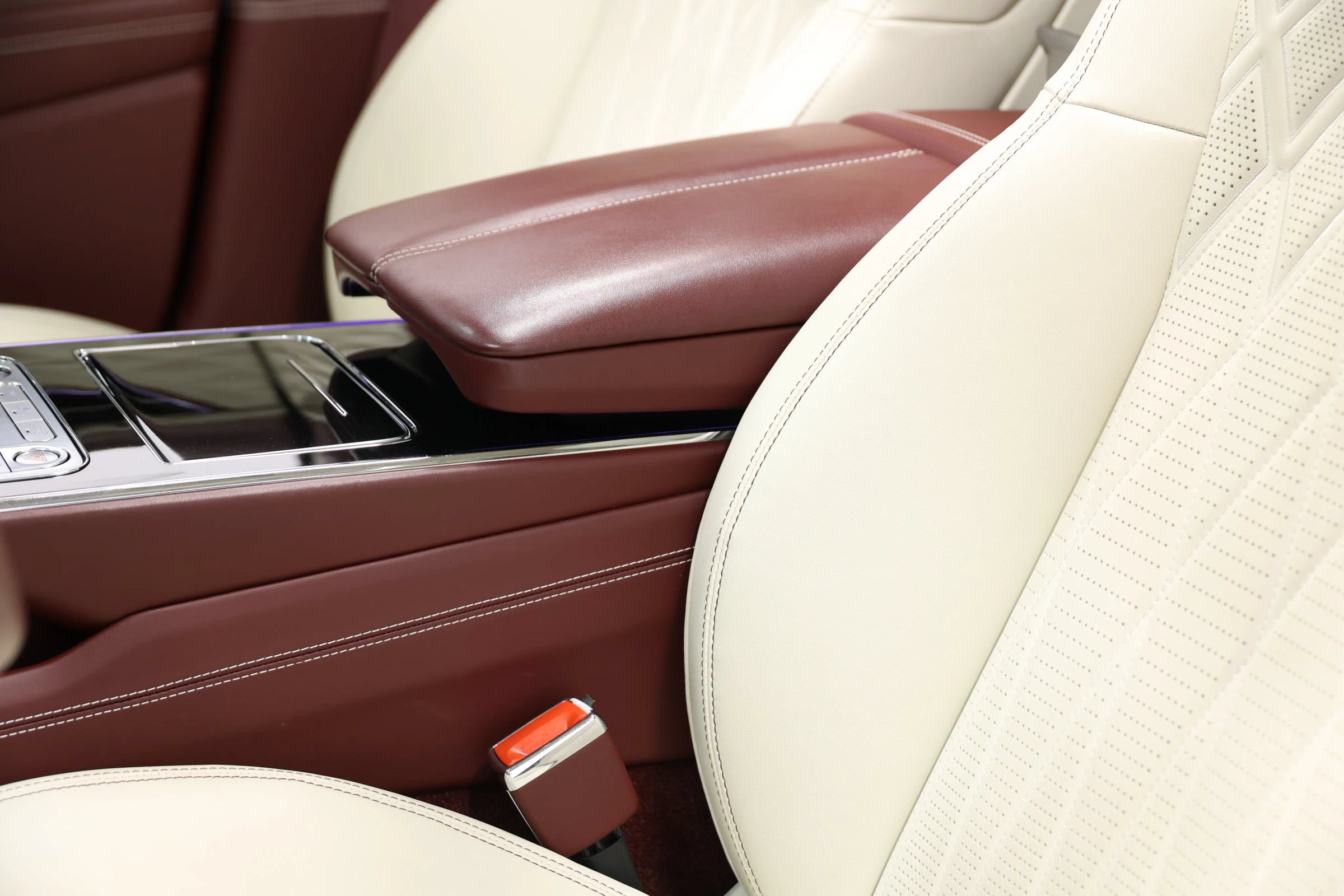 Used 2022 Bentley Flying Spur W12 AWD/4WD image 28