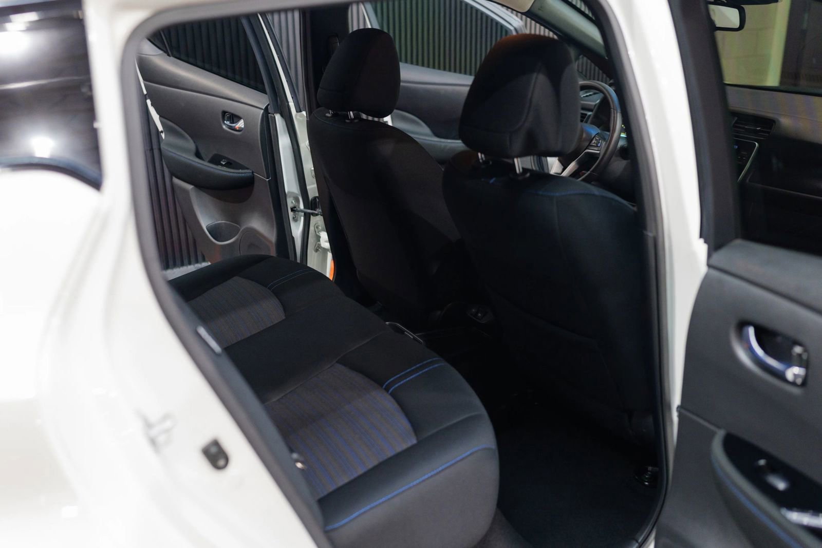 Used 2023 Nissan Leaf SV Plus image 29