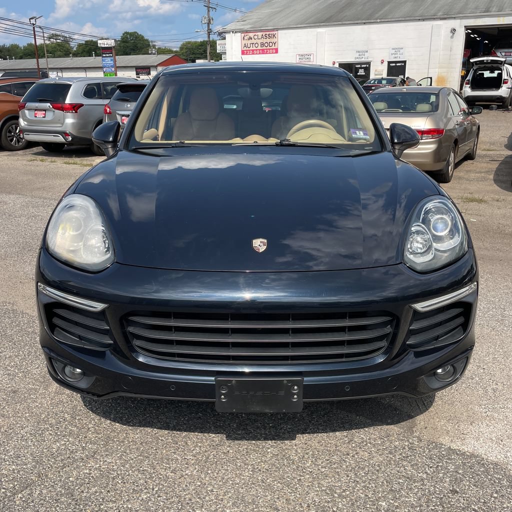 Used 2016 Porsche Cayenne AWD/4WD image 8