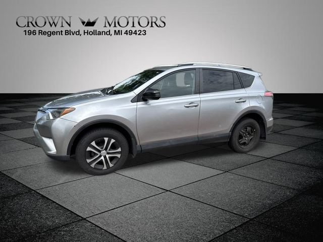 Used 2016 Toyota RAV4 LE AWD/4WD image 4