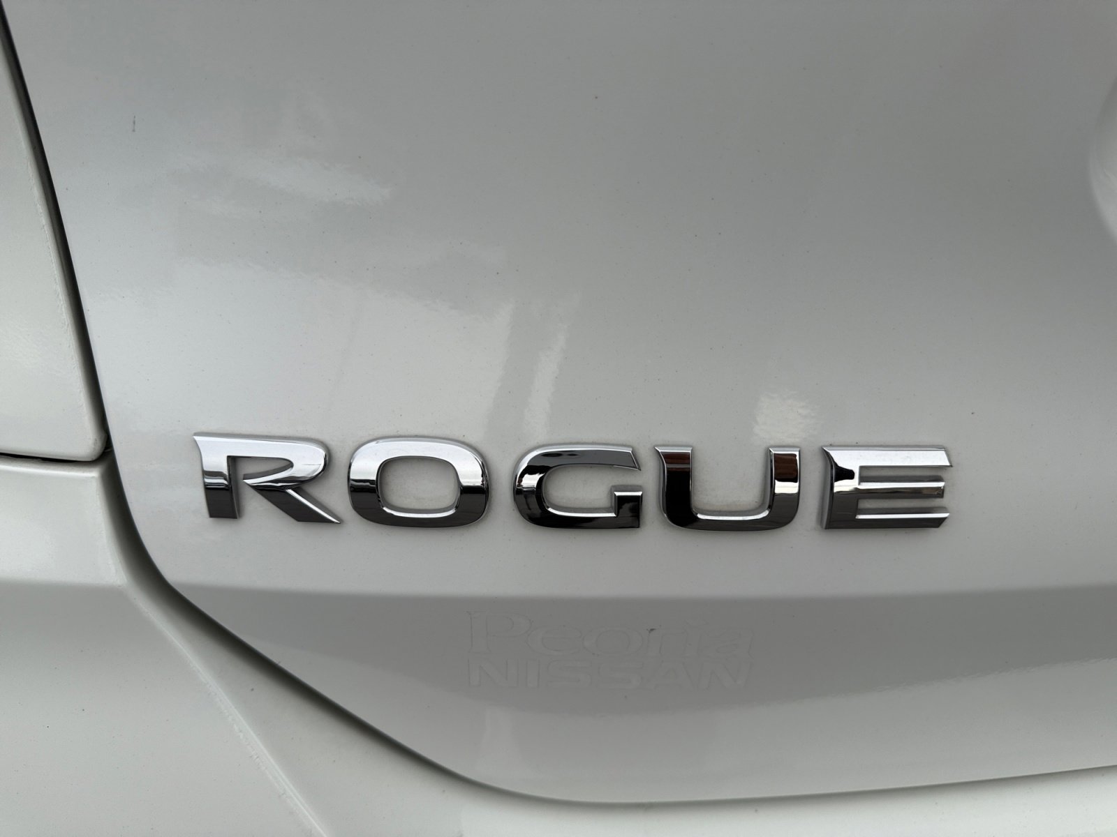 Used 2019 Nissan Rogue S image 24