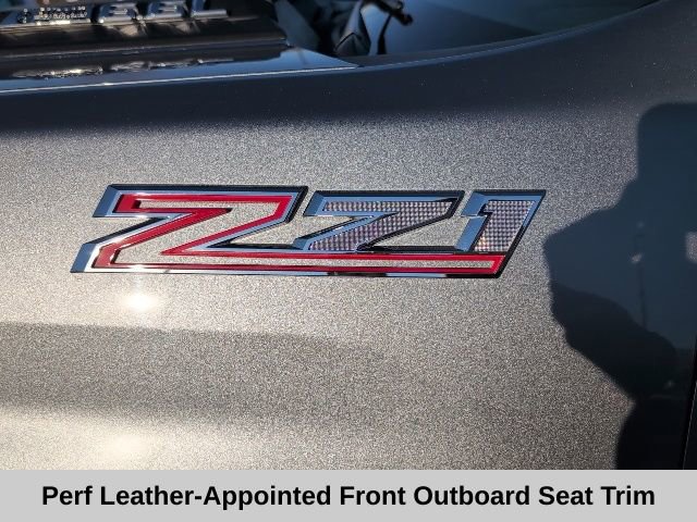 Used 2024 Chevrolet Silverado 2500 LTZ w/ LTZ Convenience Package image 16