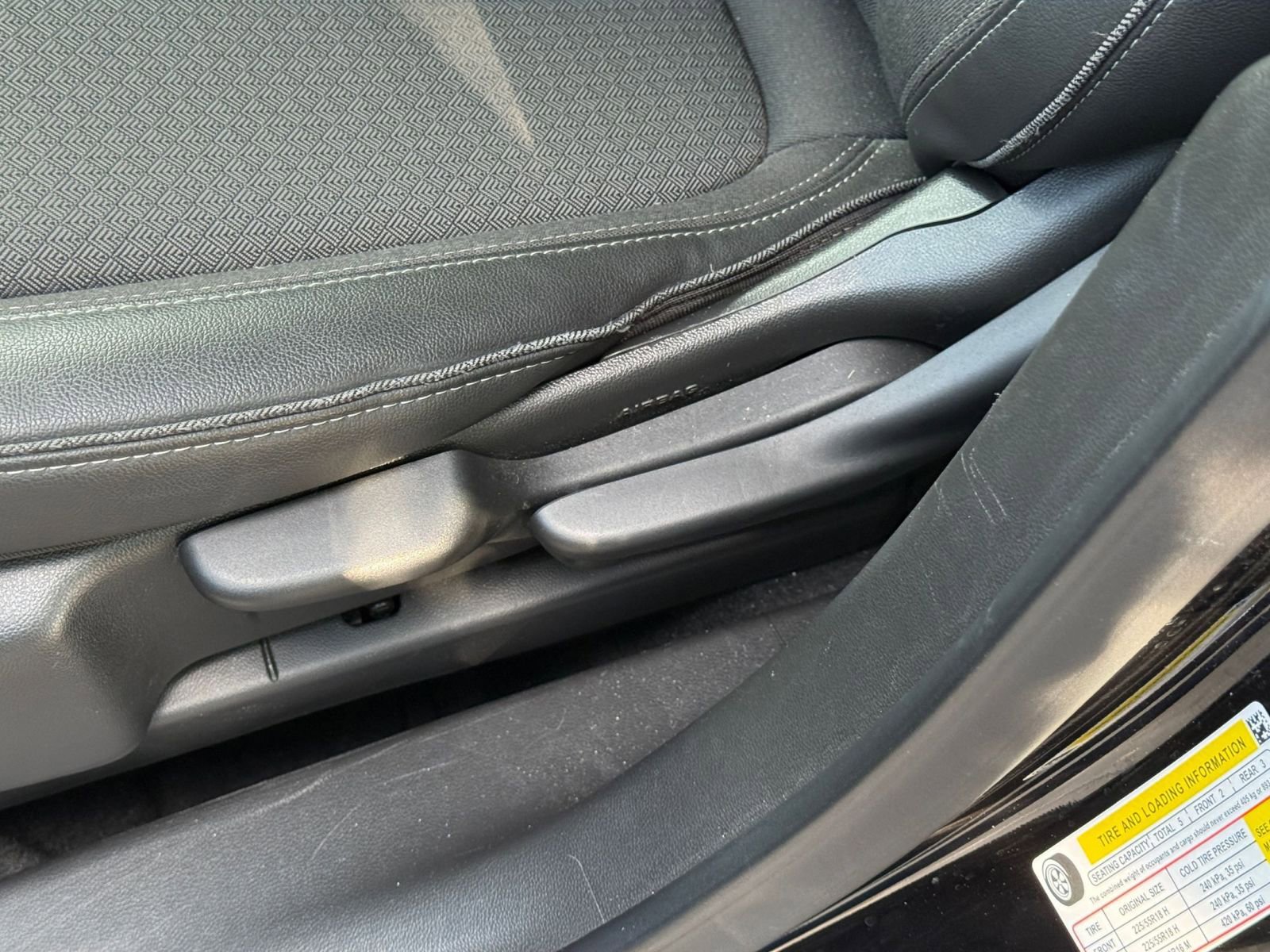 Used 2025 Buick Encore GX Preferred FWD image 23