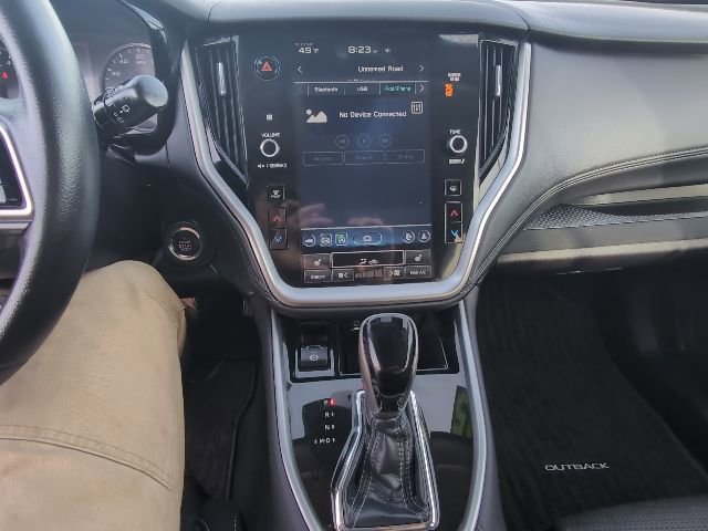 Used 2025 Subaru Outback Premium image 21