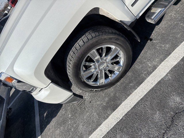 Used 2017 Chevrolet Silverado 1500 High Country image 8