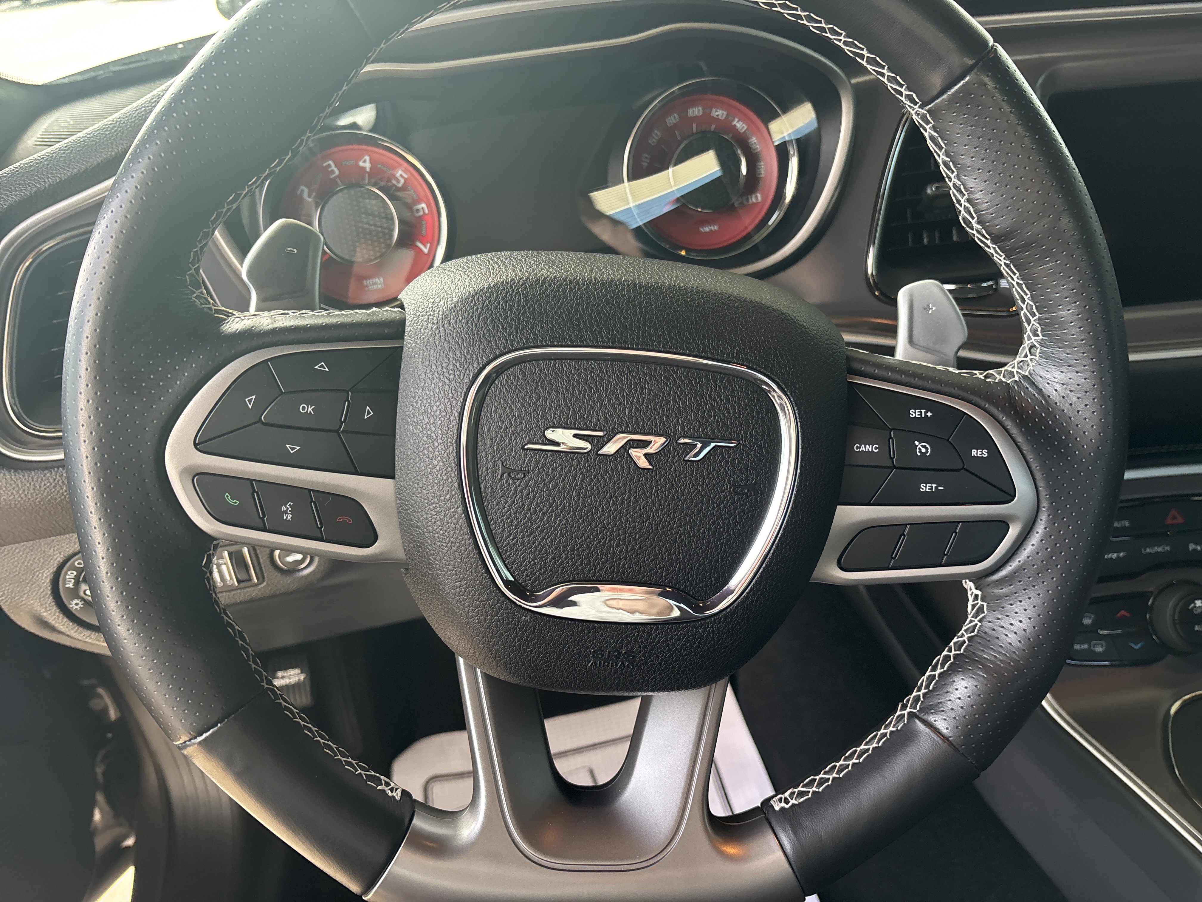 Used 2021 Dodge Challenger SRT Hellcat image 15