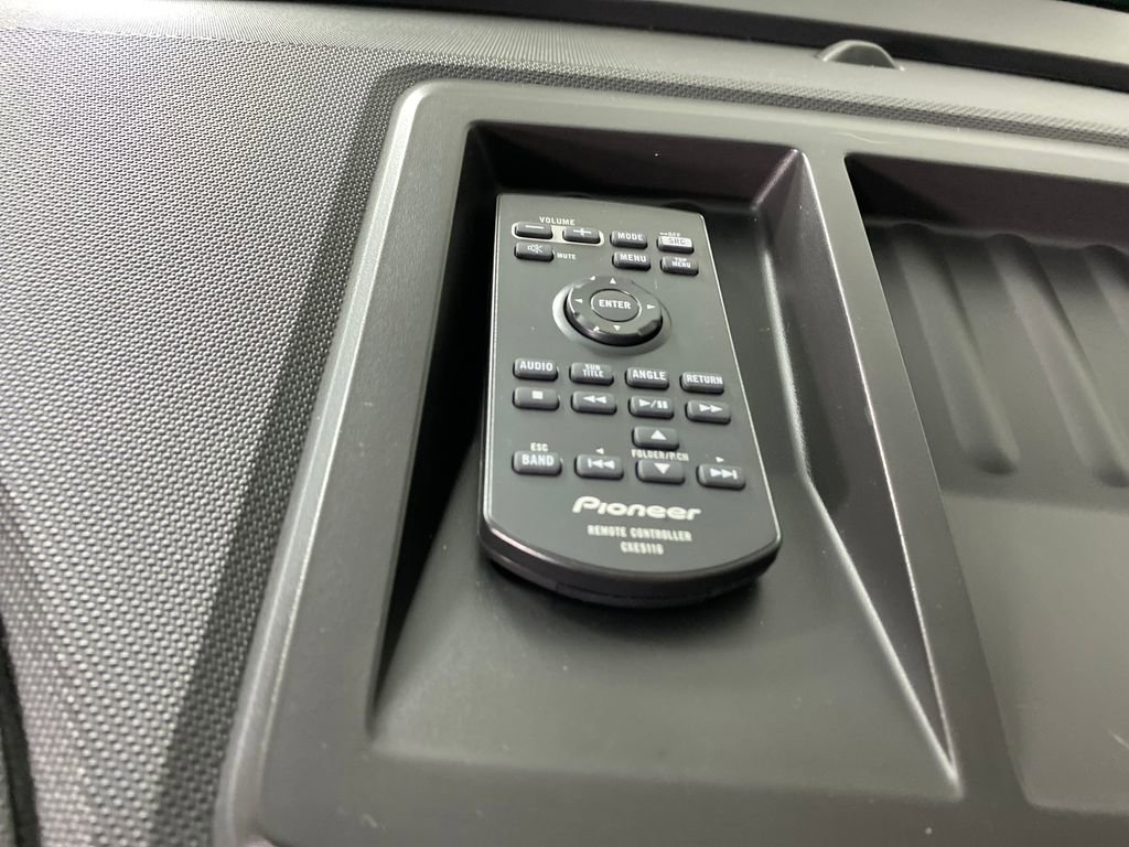 Used 2013 Ford Expedition Limited image 20