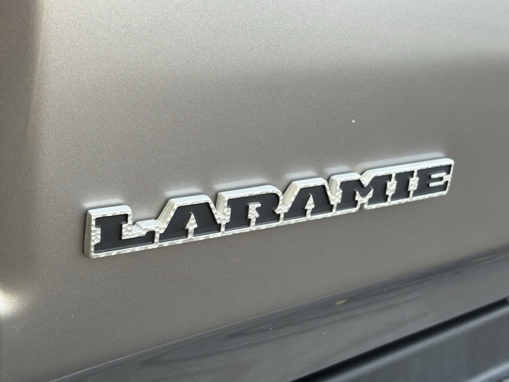 Used 2019 RAM 1500 Laramie w/ Sport Appearance Package image 7