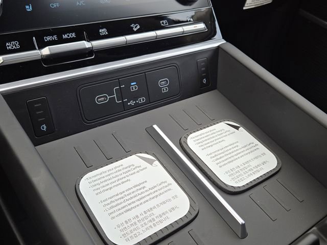 New 2026 Hyundai Santa Fe Limited AWD/4WD image 13