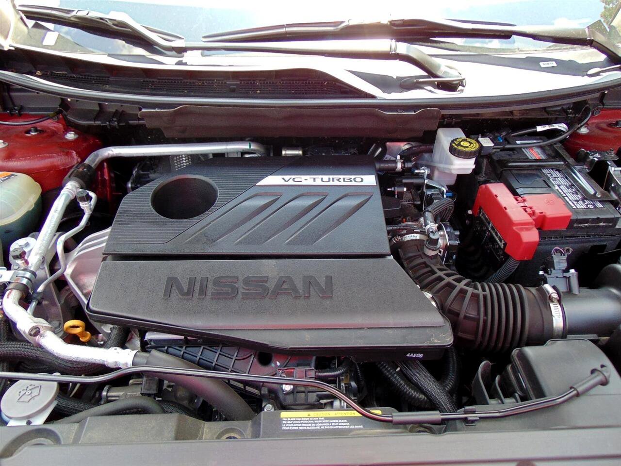 Used 2024 Nissan Rogue SV image 41