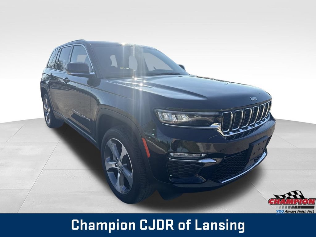 Used 2024 Jeep Grand Cherokee Limited AWD/4WD image 9