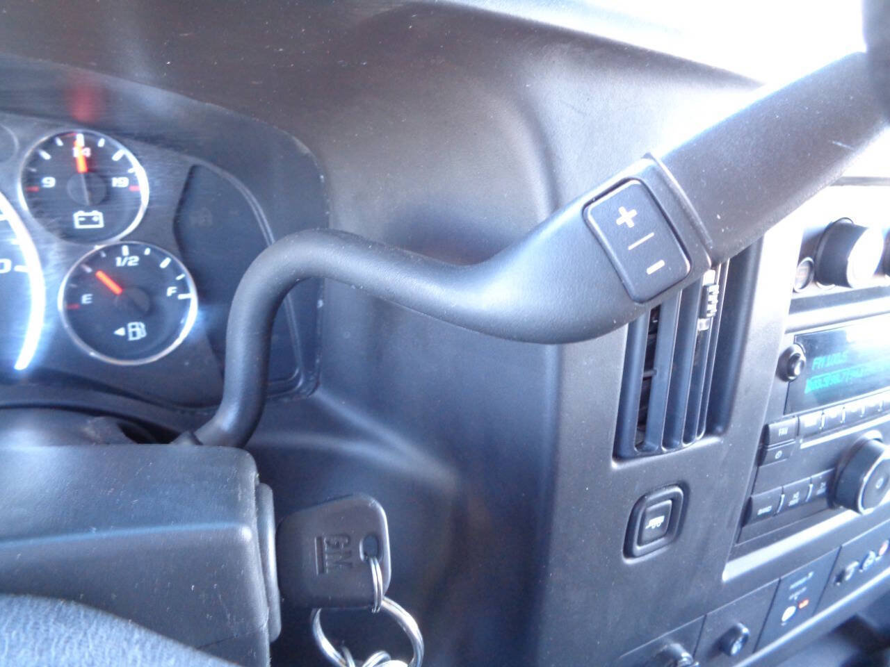 Used 2016 GMC Savana 3500 LT w/ LT Preferred Equipment Group RWD image 20