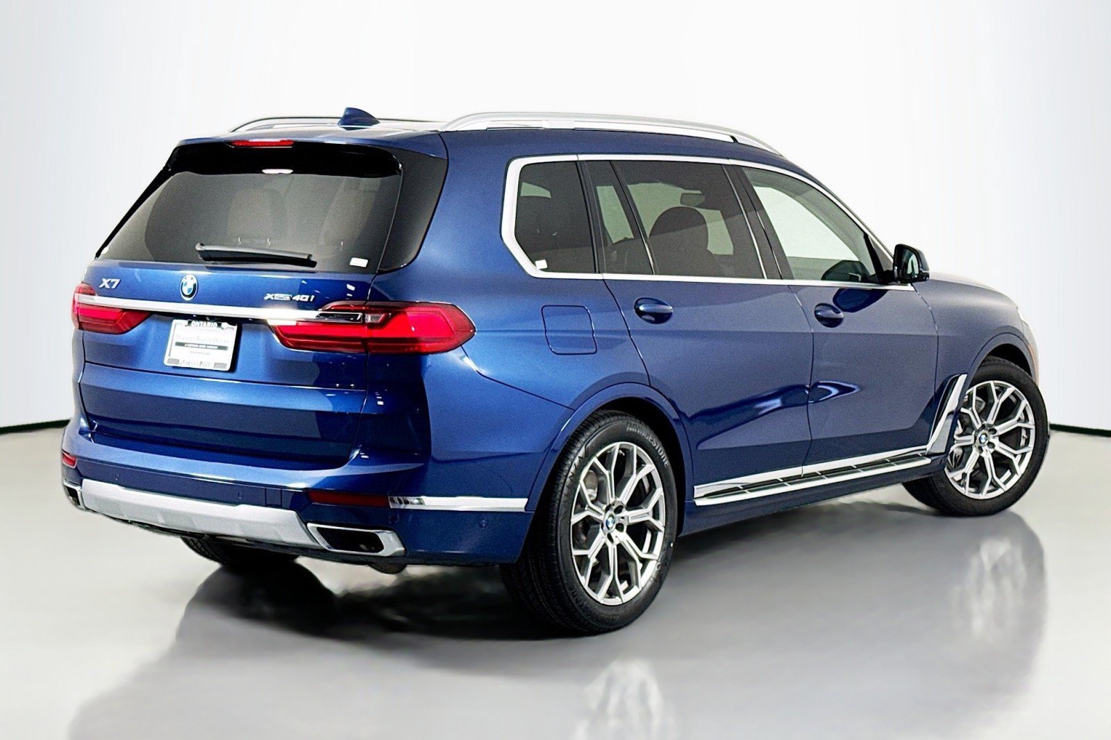 Used 2019 BMW X7 xDrive40i w/ Premium Package AWD/4WD image 13