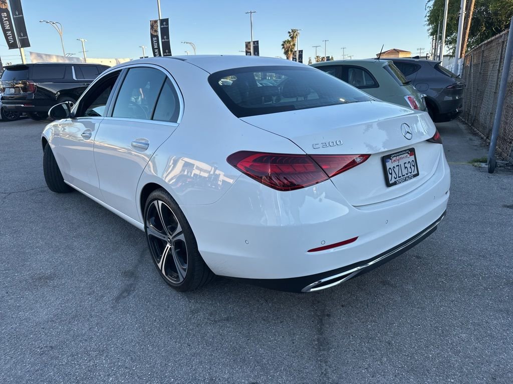 Used 2024 Mercedes-Benz C 300 Sedan image 4
