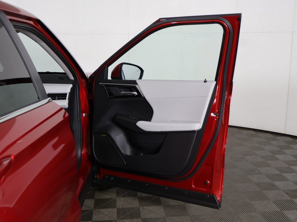 New 2025 Mitsubishi Outlander SE image 24