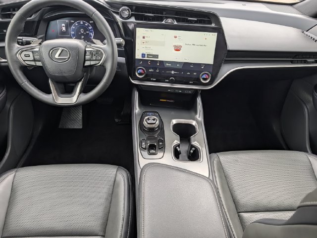 Used 2024 Lexus RZ 300e Premium FWD image 11