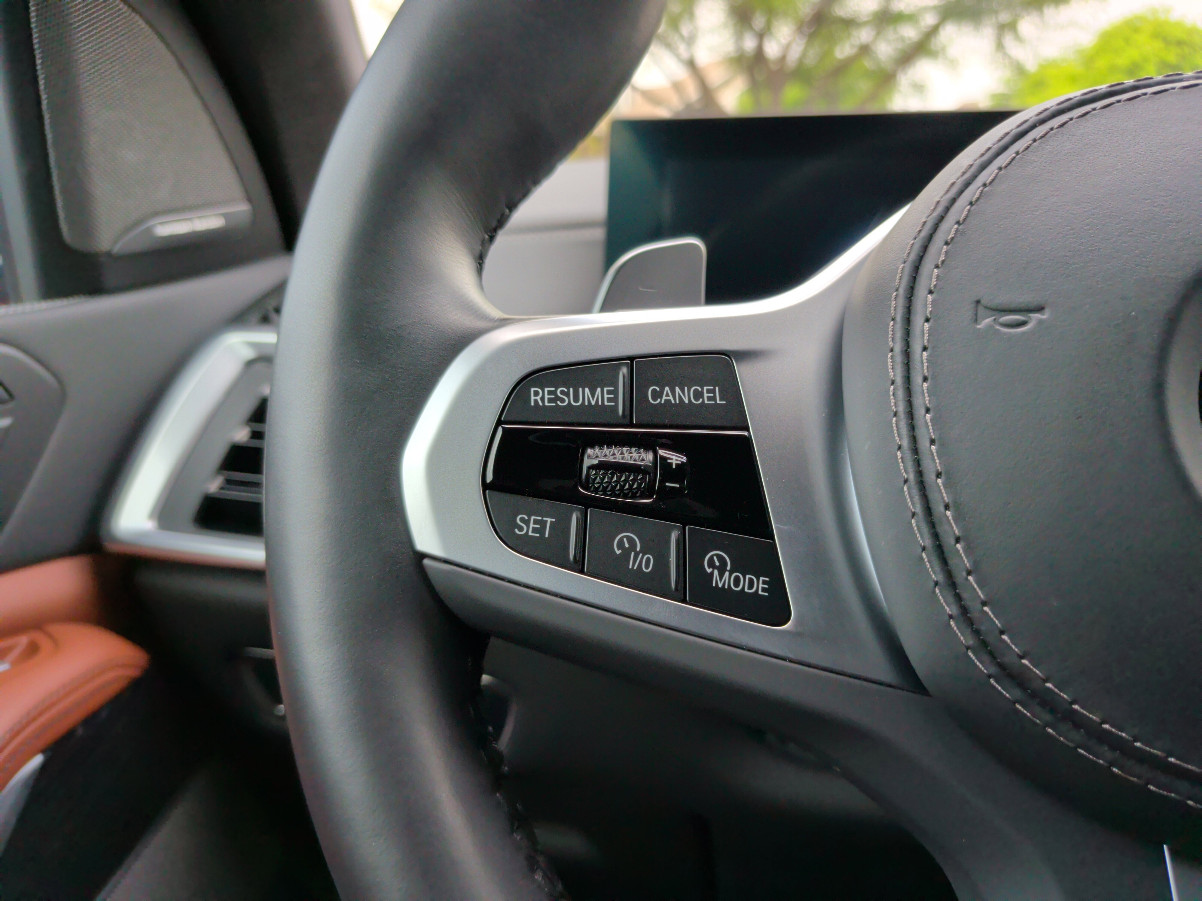 Certified 2024 BMW X7 xDrive40i w/ M Sport Package image 23