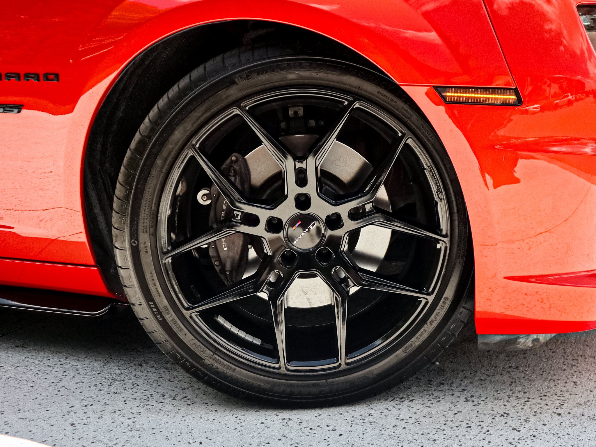 Used 2012 Chevrolet Camaro SS RWD image 13