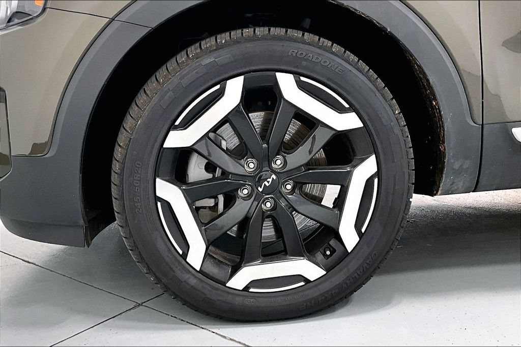 Used 2025 Kia Telluride S FWD image 10