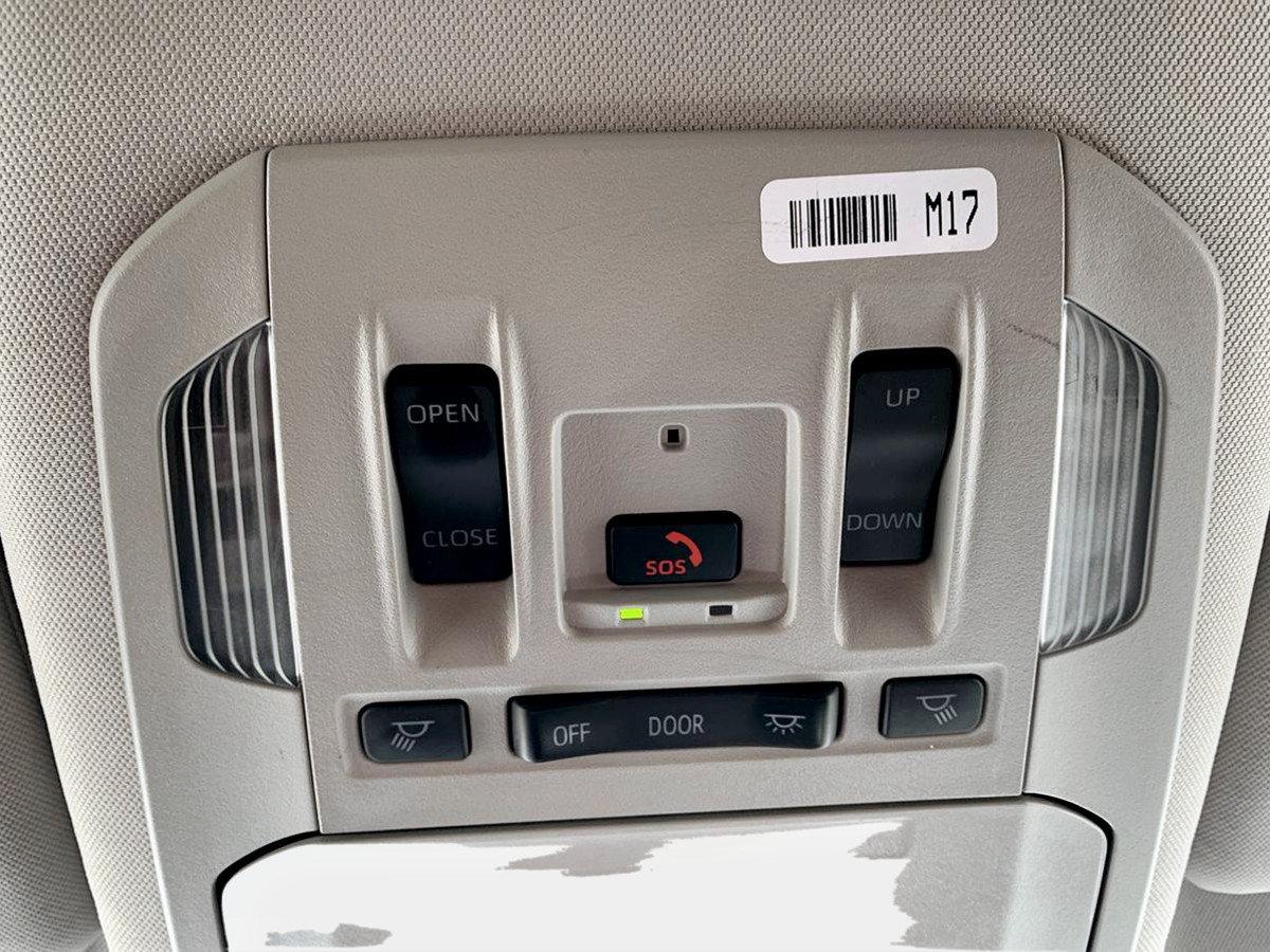 Used 2024 Toyota Highlander XLE AWD/4WD image 27