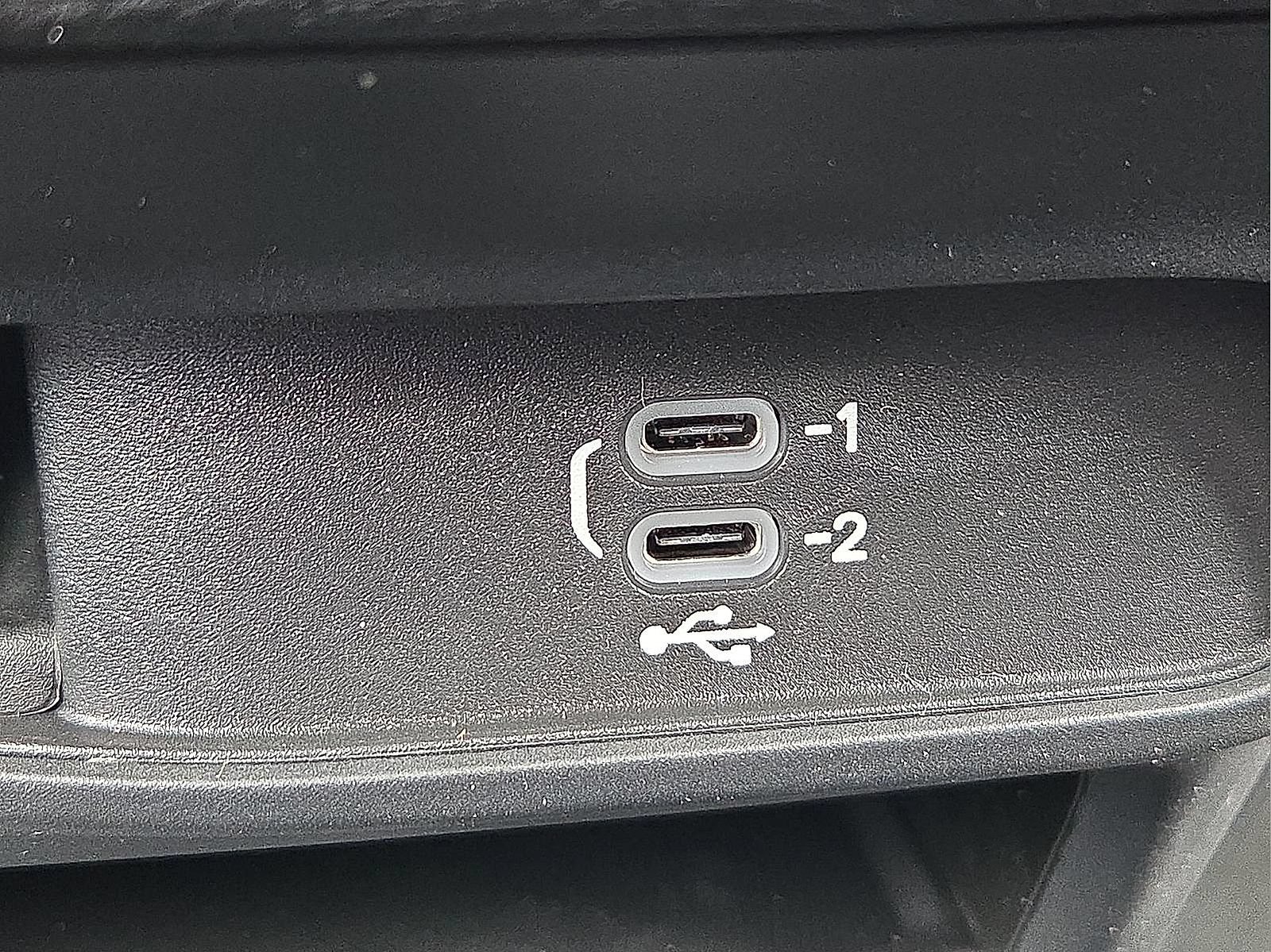 New 2026 Chrysler Pacifica Select w/ S Appearance Package FWD image 18