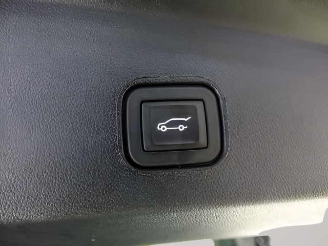 Used 2024 Cadillac Lyriq Tech AWD/4WD image 26