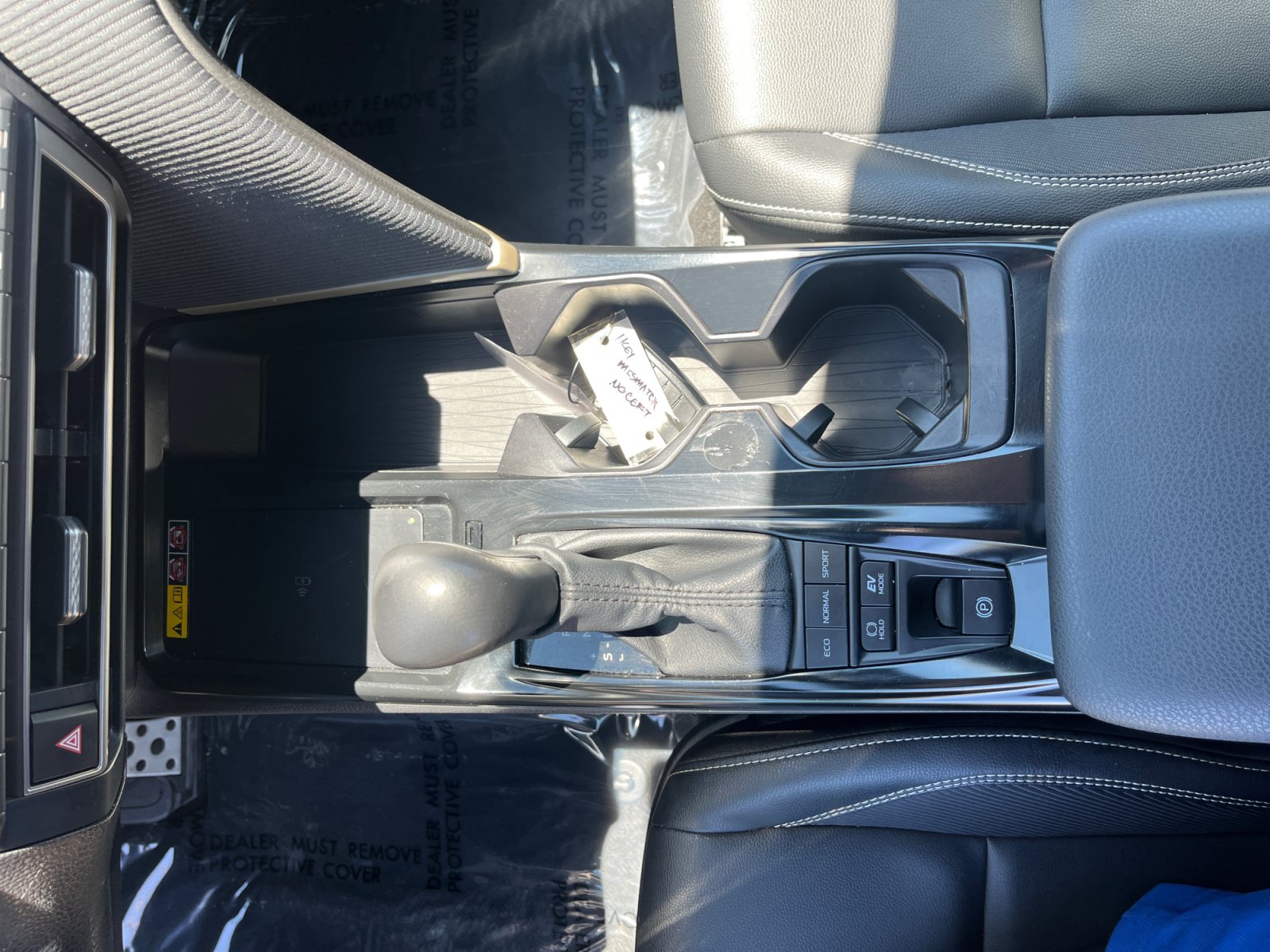 Used 2025 Toyota Camry SE FWD image 22