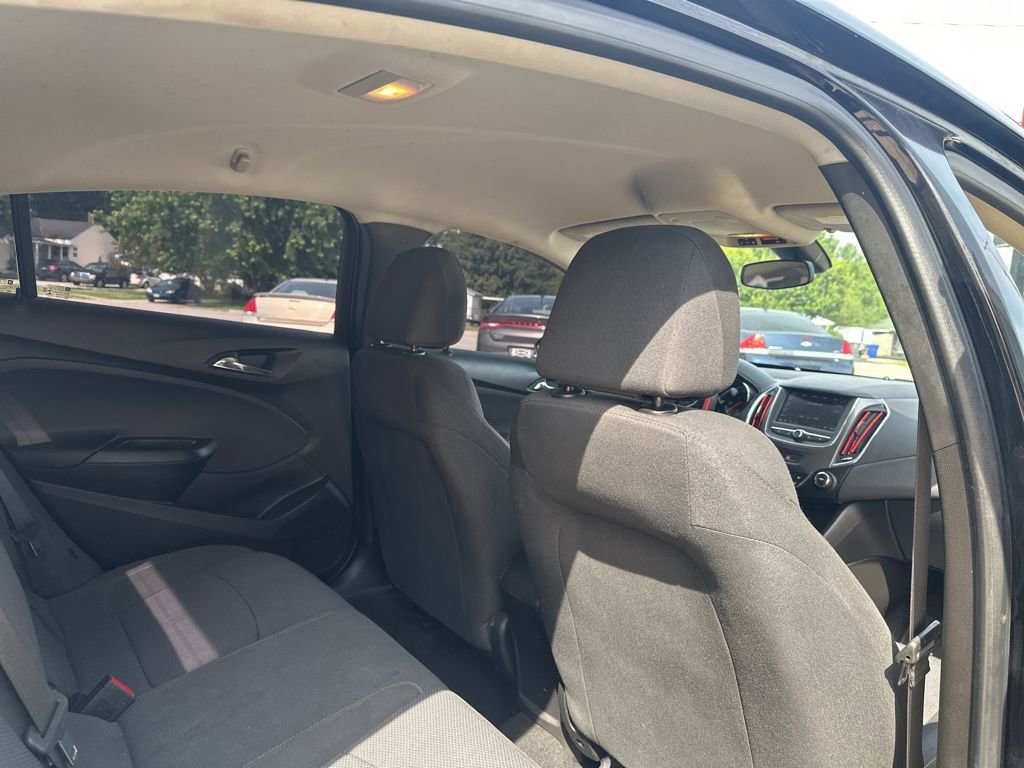 Used 2019 Chevrolet Cruze LS w/ LS Convenience Package image 81