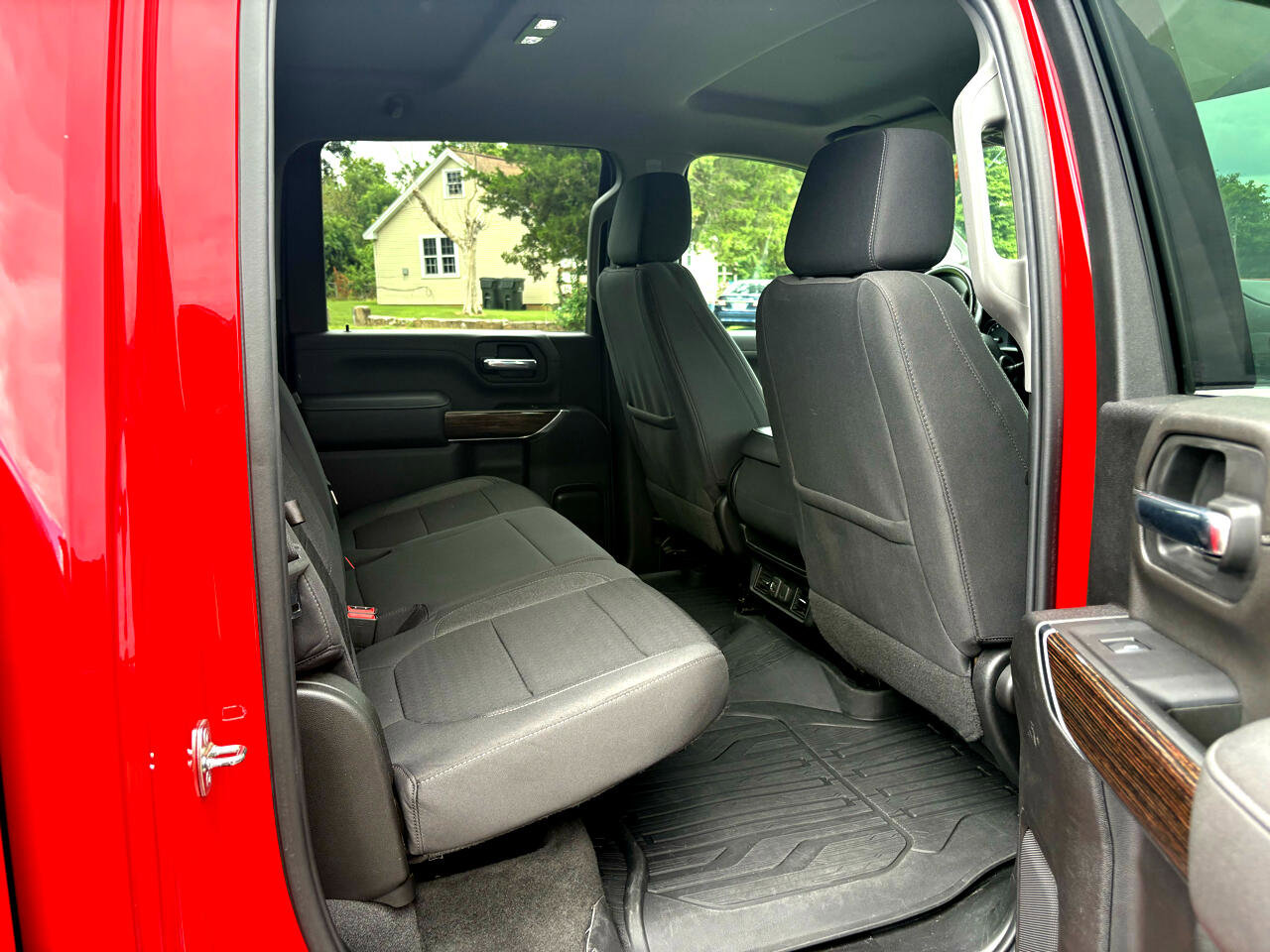 Used 2022 GMC Sierra 2500 SLE w/ SLE Value Package; image 24