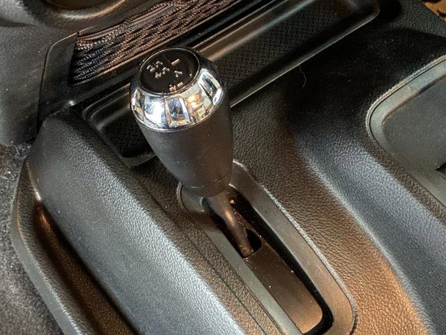 Used 2018 Jeep Wrangler Unlimited Rubicon w/ Cold Weather Group image 21