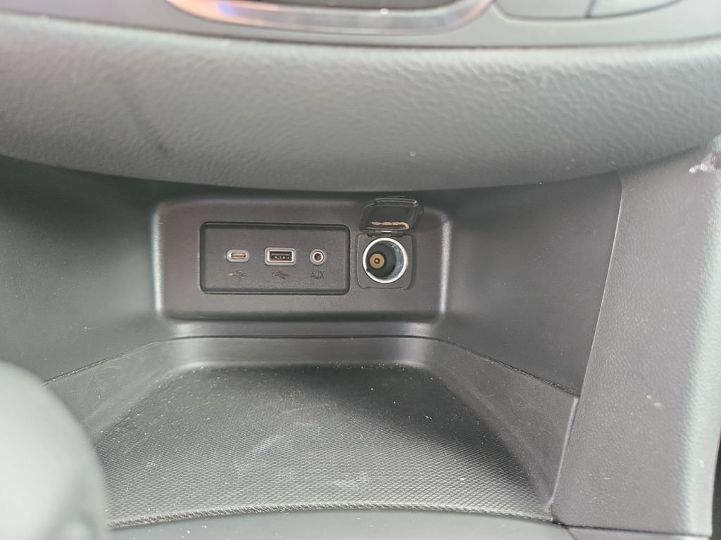 Used 2024 Chevrolet Equinox LT AWD/4WD image 26