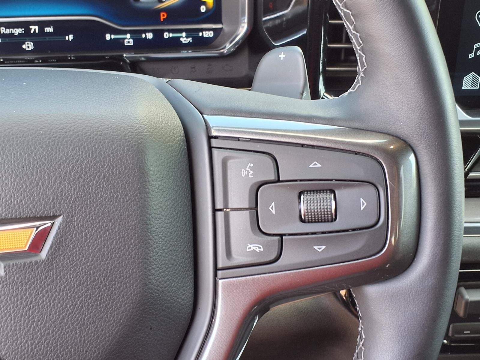 Certified 2024 Chevrolet Silverado 1500 High Country w/ Z71 Off-Road Package AWD/4WD image 23