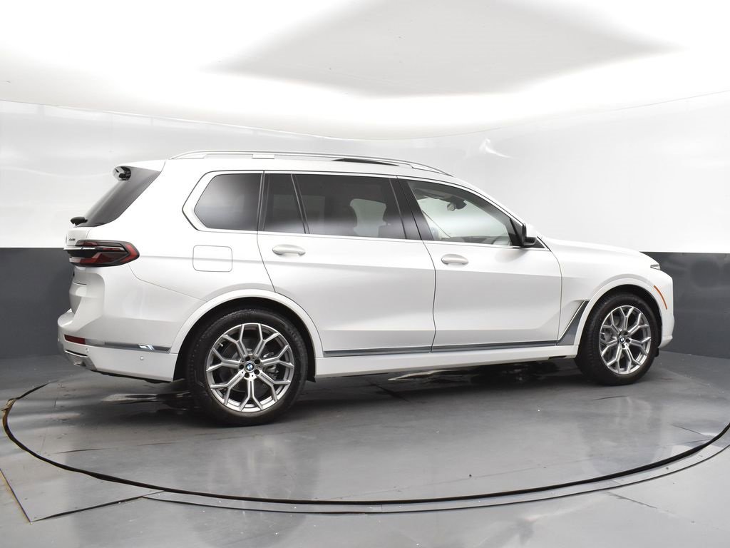 New 2026 BMW X7 xDrive40i w/ Executive Package image 8