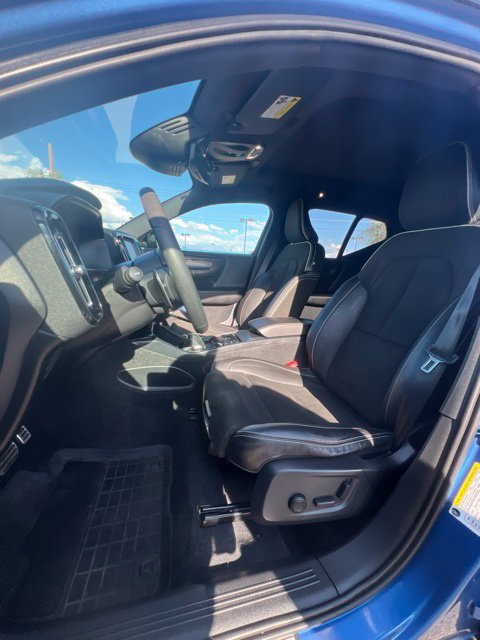 Used 2019 Volvo XC40 T5 R-Design AWD/4WD image 25