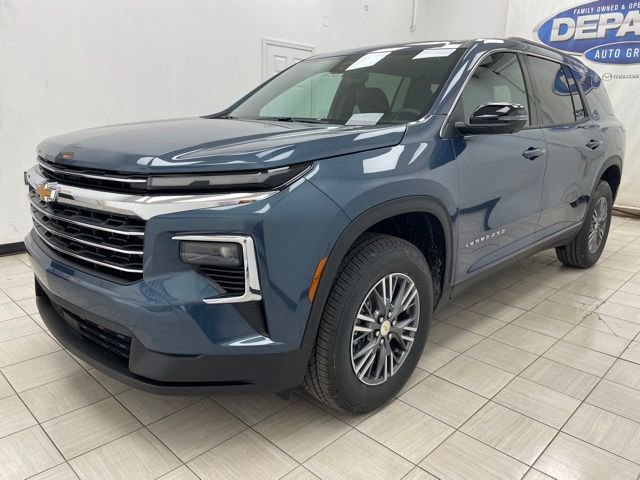 New 2026 Chevrolet Traverse LT w/ Driver Confidence Package AWD/4WD image 19