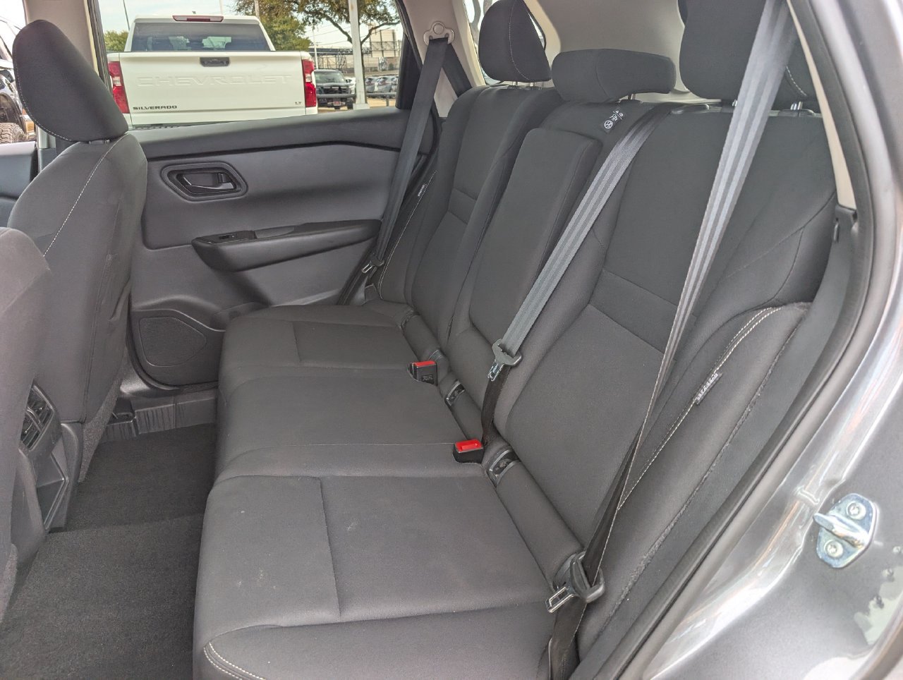 Used 2024 Nissan Rogue S AWD/4WD image 28