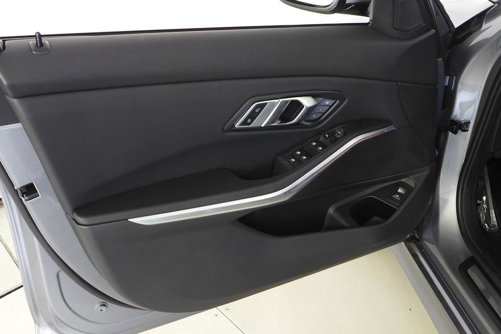 Certified 2023 BMW 330i Sedan w/ Driving Assistance Package image 11
