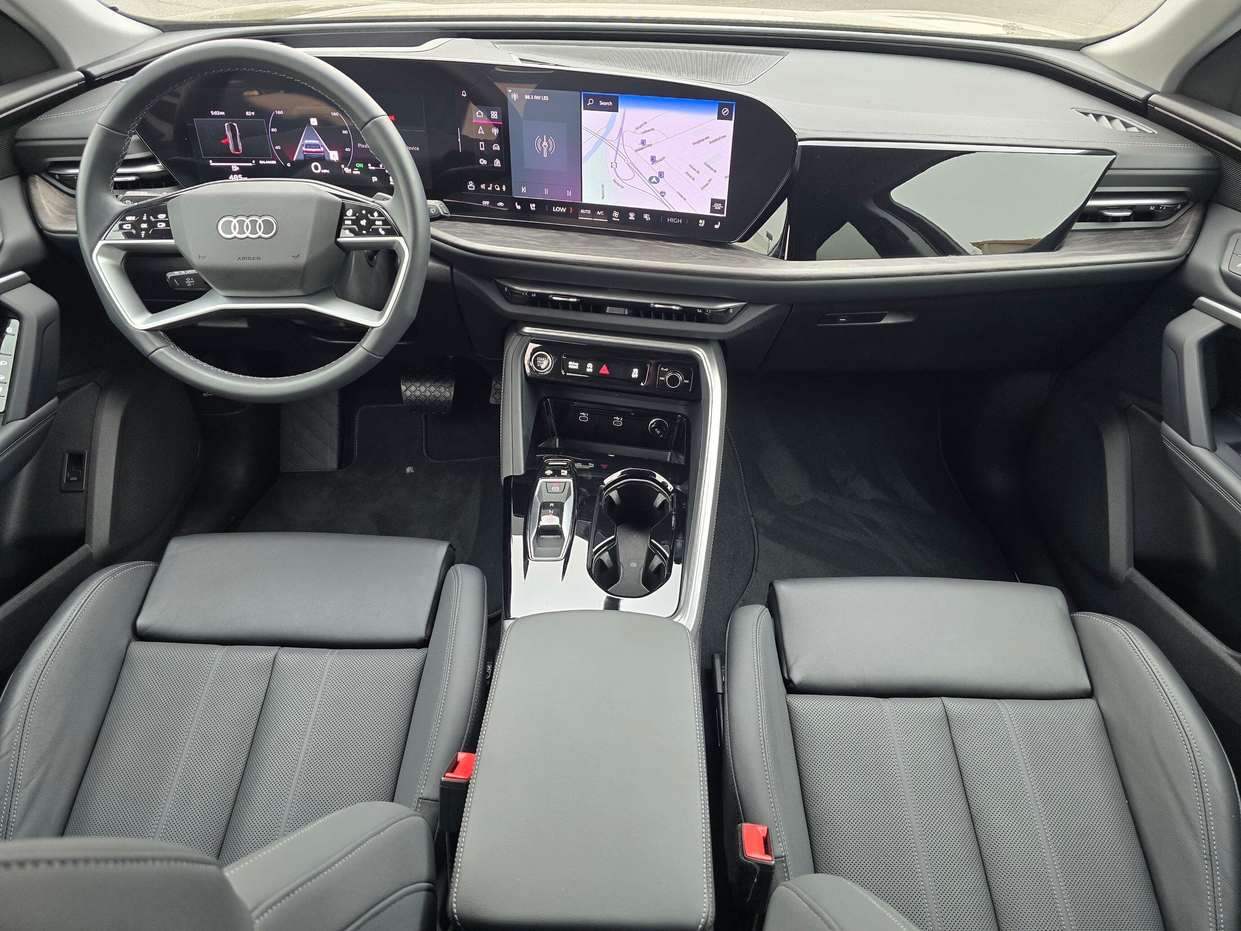 Certified 2025 Audi Q5 Premium Plus w/ Premium Plus AWD/4WD image 9