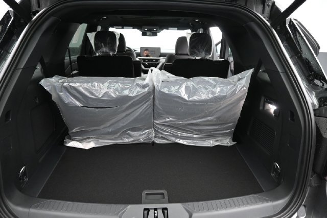 New 2027 Ford Explorer Platinum w/ LUX Leather Package AWD/4WD image 6