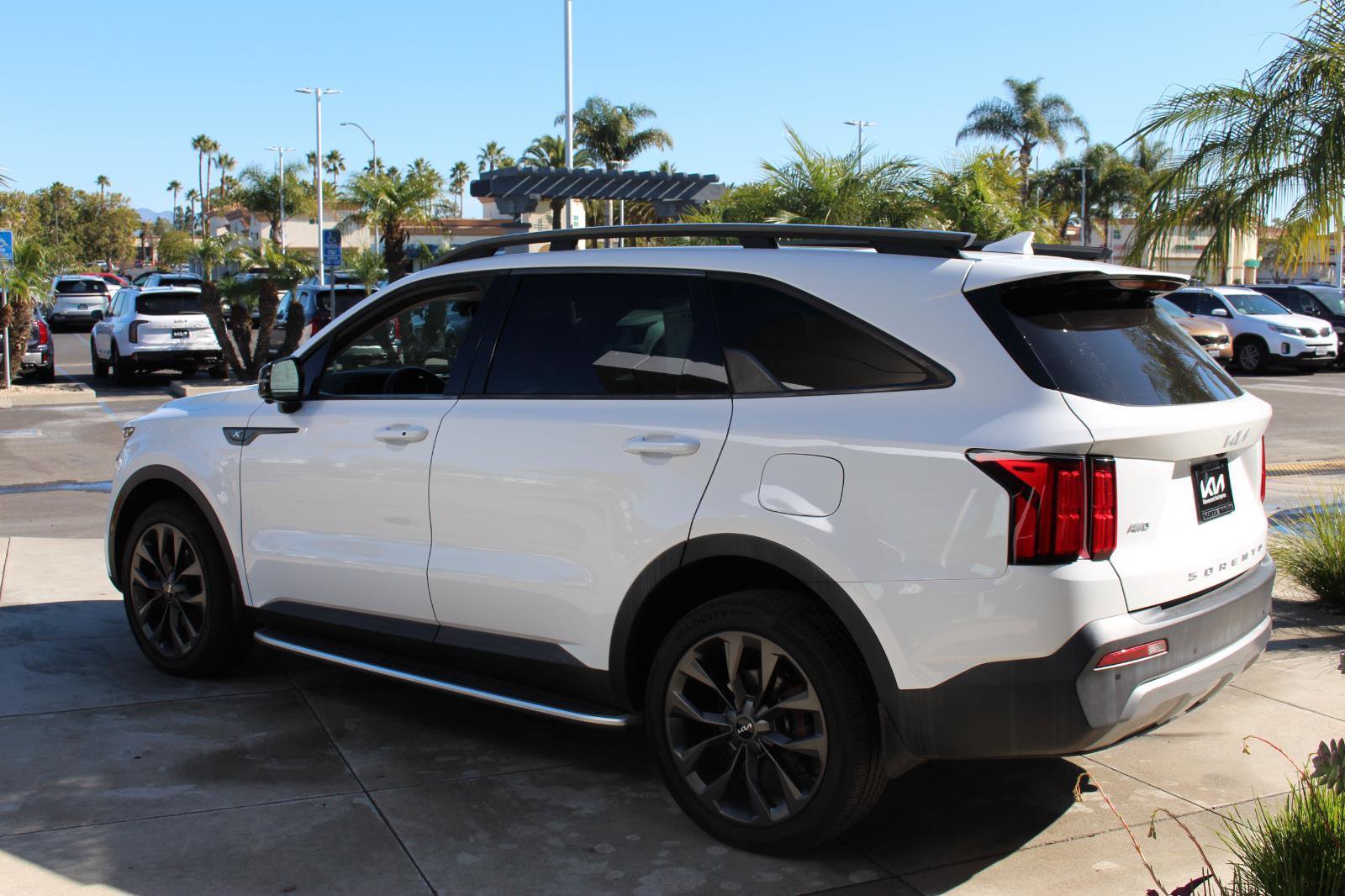 Used 2022 Kia Sorento SX Prestige w/ Rust Color Package image 5